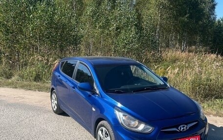 Hyundai Solaris II рестайлинг, 2012 год, 780 000 рублей, 6 фотография