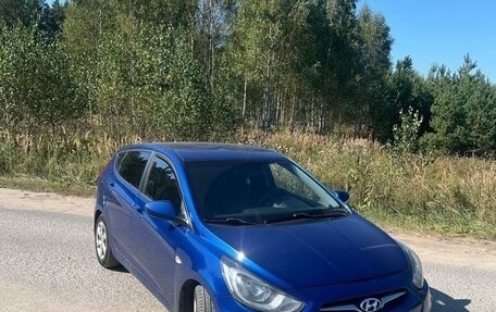 Hyundai Solaris II рестайлинг, 2012 год, 780 000 рублей, 2 фотография