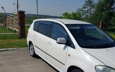 Toyota Ipsum II, 2001 год, 780 000 рублей, 10 фотография