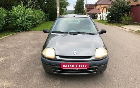 Renault Clio III, 1999 год, 290 000 рублей, 3 фотография