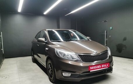 KIA Rio III рестайлинг, 2015 год, 975 150 рублей, 3 фотография