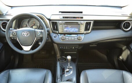 Toyota RAV4, 2013 год, 2 183 590 рублей, 18 фотография