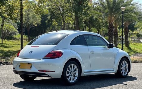 Volkswagen Beetle, 2019 год, 2 400 000 рублей, 5 фотография