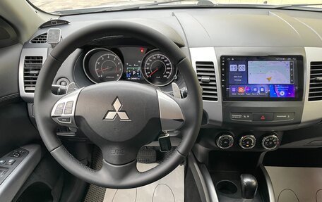 Mitsubishi Outlander III рестайлинг 3, 2012 год, 1 320 000 рублей, 13 фотография