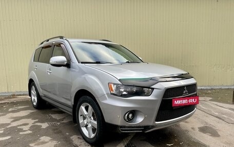 Mitsubishi Outlander III рестайлинг 3, 2012 год, 1 320 000 рублей, 3 фотография