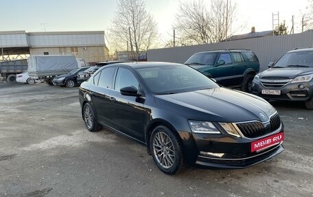 Skoda Octavia, 2017 год, 1 950 000 рублей, 10 фотография