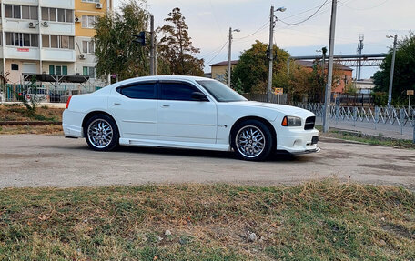 Dodge Charger, 2005 год, 1 100 000 рублей, 6 фотография