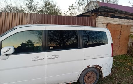 Nissan Serena II, 1999 год, 175 000 рублей, 2 фотография