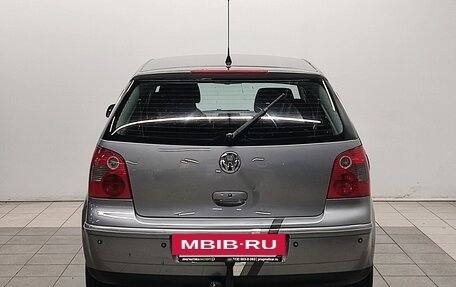 Volkswagen Polo IV рестайлинг, 2004 год, 389 000 рублей, 4 фотография