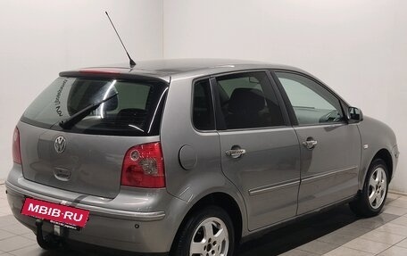 Volkswagen Polo IV рестайлинг, 2004 год, 389 000 рублей, 5 фотография