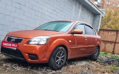 KIA Rio II, 2011 год, 800 000 рублей, 8 фотография