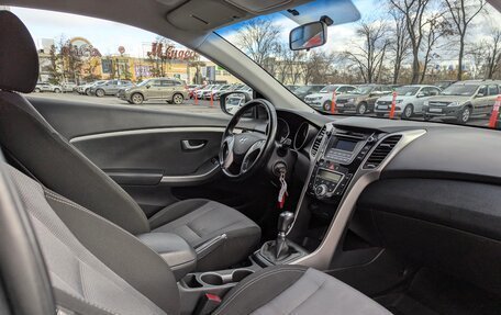 Hyundai i30 II рестайлинг, 2013 год, 900 000 рублей, 15 фотография