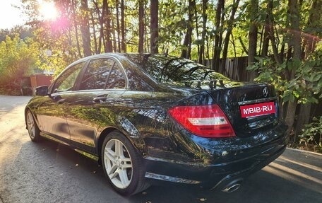 Mercedes-Benz C-Класс, 2013 год, 1 600 000 рублей, 14 фотография