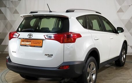 Toyota RAV4, 2015 год, 2 379 000 рублей, 3 фотография