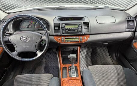 Toyota Camry V40, 2004 год, 1 000 000 рублей, 24 фотография