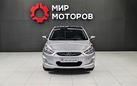 Hyundai Solaris II рестайлинг, 2012 год, 880 000 рублей, 2 фотография