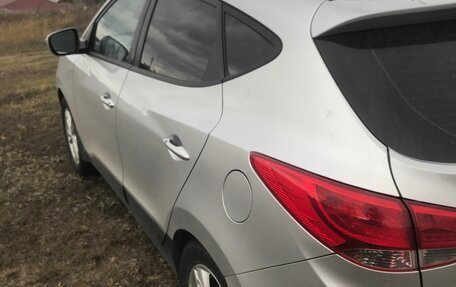 Hyundai ix35 I рестайлинг, 2011 год, 1 550 000 рублей, 4 фотография