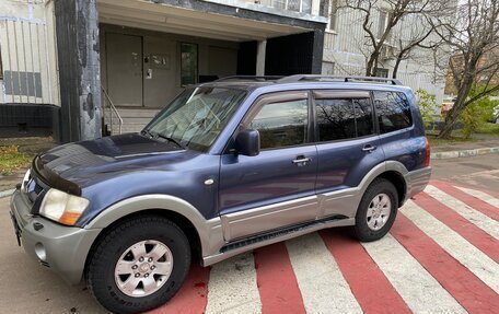 Mitsubishi Pajero III рестайлинг, 2005 год, 1 000 000 рублей, 2 фотография