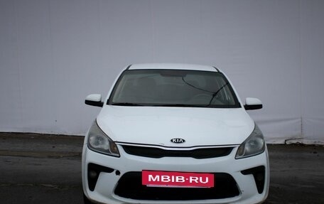 KIA Rio IV, 2018 год, 840 000 рублей, 2 фотография