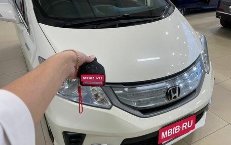 Honda Freed I, 2012 год, 1 549 999 рублей, 30 фотография