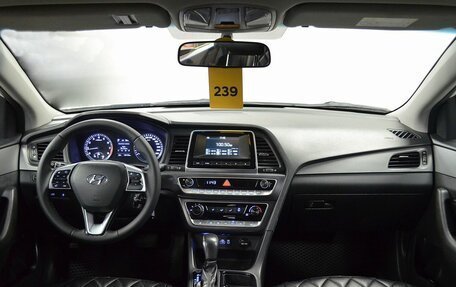 Hyundai Sonata VII, 2019 год, 1 550 000 рублей, 6 фотография