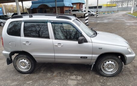 Chevrolet Niva I рестайлинг, 2003 год, 320 000 рублей, 15 фотография