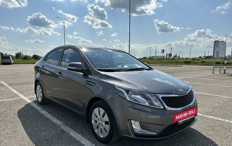 KIA Rio III рестайлинг, 2014 год, 1 200 000 рублей, 2 фотография