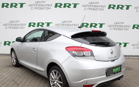 Renault Megane III, 2011 год, 899 000 рублей, 4 фотография