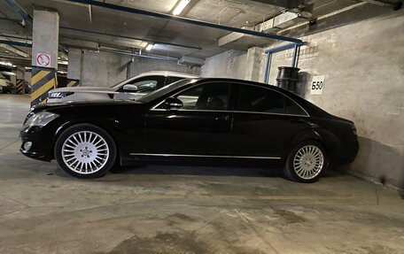 Mercedes-Benz S-Класс, 2006 год, 1 300 000 рублей, 3 фотография