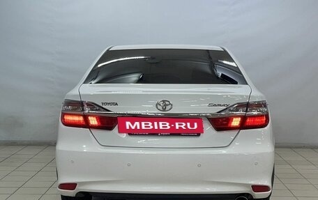 Toyota Camry, 2016 год, 2 550 000 рублей, 6 фотография