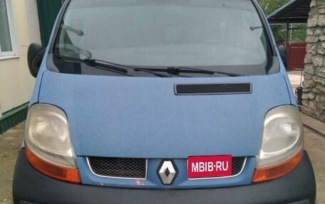 Renault Trafic, 2006 год, 530 000 рублей, 1 фотография