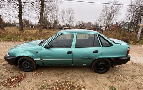 Daewoo Nexia I рестайлинг, 2001 год, 68 000 рублей, 2 фотография