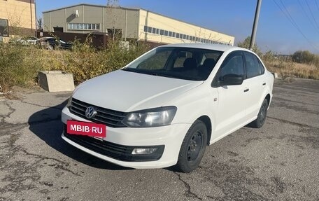 Volkswagen Polo VI (EU Market), 2018 год, 870 000 рублей, 2 фотография