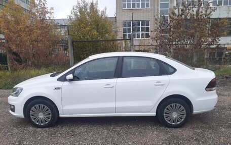 Volkswagen Polo VI (EU Market), 2018 год, 1 380 000 рублей, 2 фотография