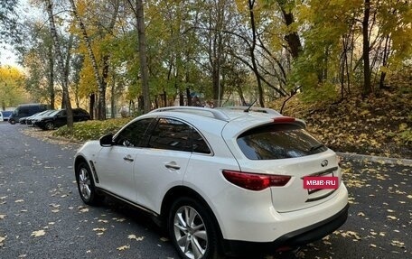 Infiniti QX70, 2013 год, 2 350 000 рублей, 4 фотография