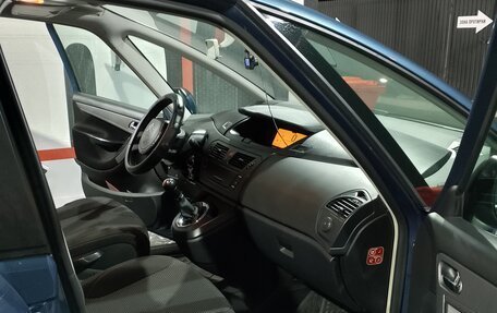 Citroen C4 Picasso II рестайлинг, 2011 год, 670 000 рублей, 11 фотография