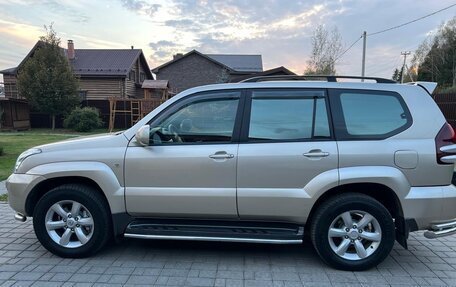 Toyota Land Cruiser Prado 120 рестайлинг, 2008 год, 2 300 000 рублей, 3 фотография