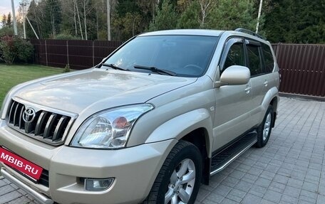 Toyota Land Cruiser Prado 120 рестайлинг, 2008 год, 2 300 000 рублей, 5 фотография