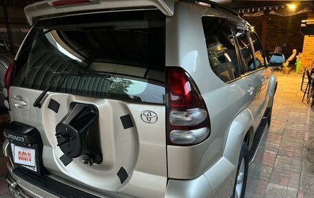 Toyota Land Cruiser Prado 120 рестайлинг, 2008 год, 2 300 000 рублей, 28 фотография