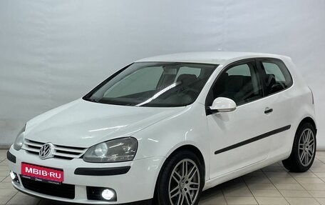 Volkswagen Golf V, 2003 год, 650 000 рублей, 1 фотография