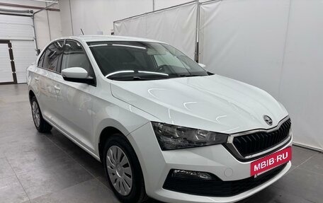 Skoda Rapid II, 2020 год, 1 790 000 рублей, 3 фотография