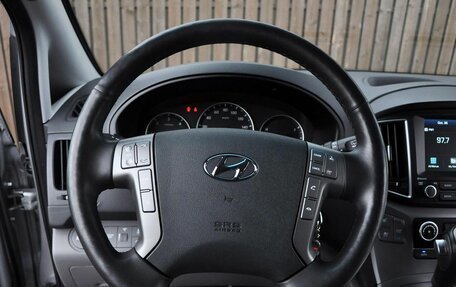 Hyundai Grand Starex Grand Starex I рестайлинг 2, 2020 год, 4 200 000 рублей, 12 фотография