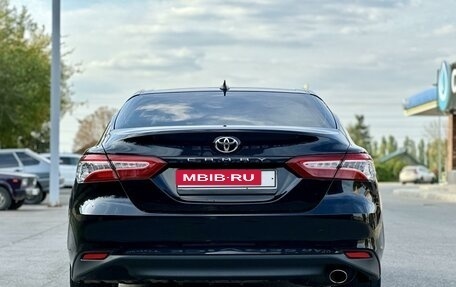 Toyota Camry, 2019 год, 3 150 000 рублей, 6 фотография