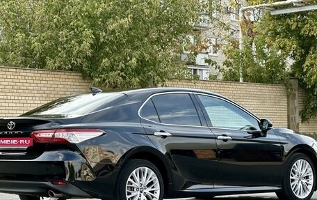 Toyota Camry, 2019 год, 3 150 000 рублей, 5 фотография