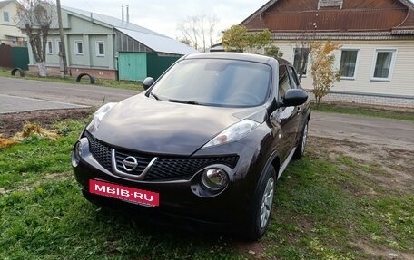 Nissan Juke II, 2012 год, 900 000 рублей, 7 фотография