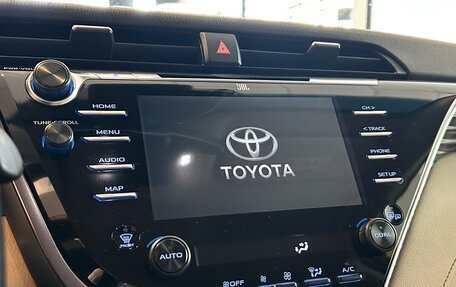 Toyota Camry, 2019 год, 2 900 000 рублей, 14 фотография