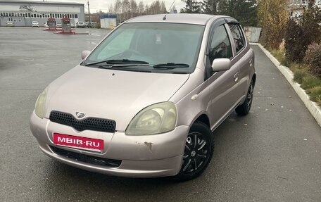 Toyota Vitz, 2001 год, 455 000 рублей, 2 фотография