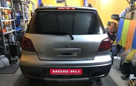 Mitsubishi Outlander III рестайлинг 3, 2004 год, 820 000 рублей, 17 фотография