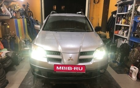 Mitsubishi Outlander III рестайлинг 3, 2004 год, 820 000 рублей, 15 фотография