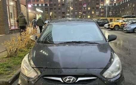 Hyundai Solaris II рестайлинг, 2013 год, 649 000 рублей, 3 фотография